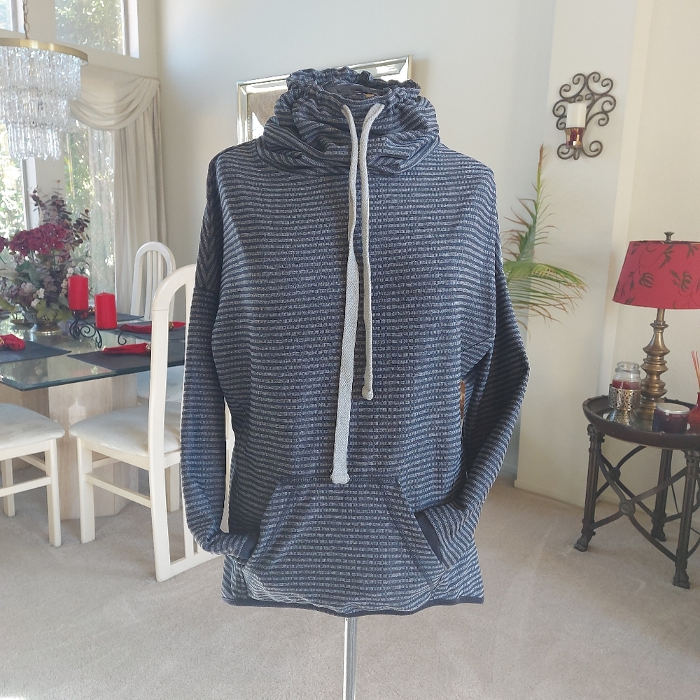 MONDETTA Athleisure cowlneck Med